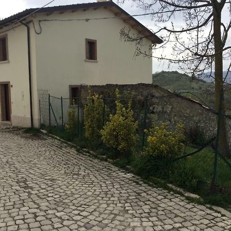 Montagna & Relax Villa Кастел ди Сангро Екстериор снимка