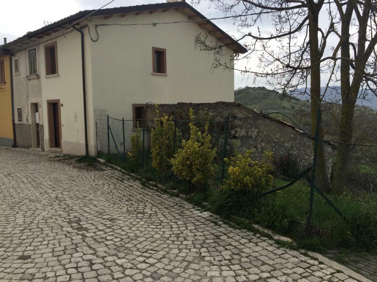 Montagna & Relax Villa Кастел ди Сангро Екстериор снимка